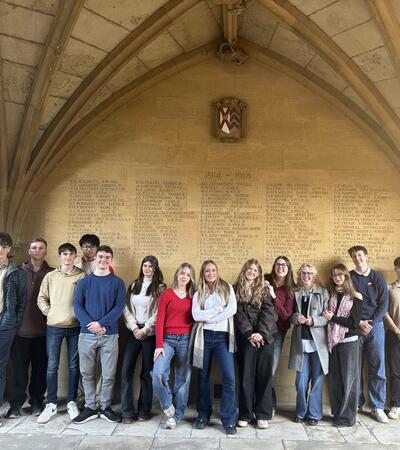 Sidcot students posing at Oxford university at academic enrichment conference
